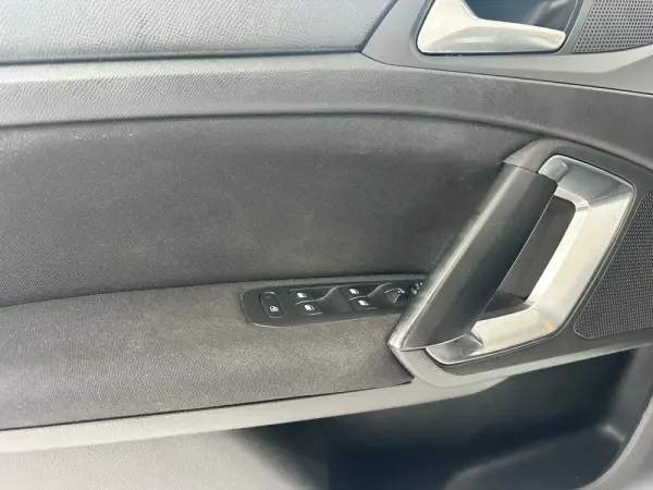 Peugeot 308 SW 1.5 BlueHDi Active Pack 8