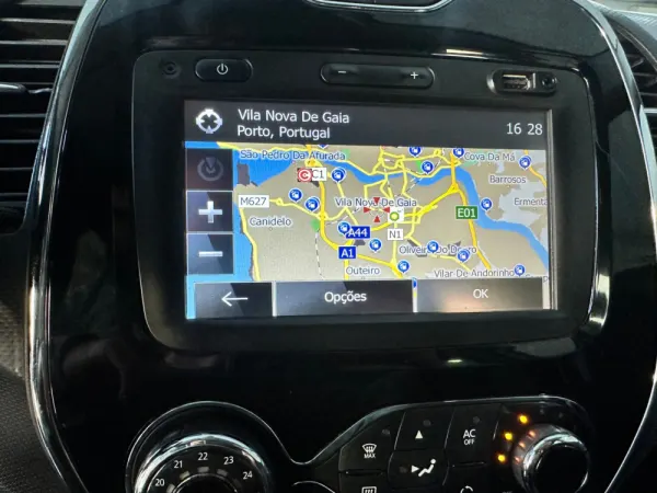 Renault Captur 1.5 dCi Exclusive 14