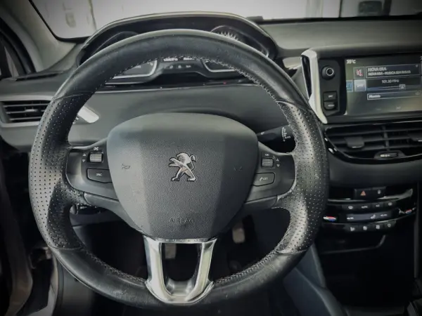 Peugeot 208 1.6 Vti 16V Allure 11