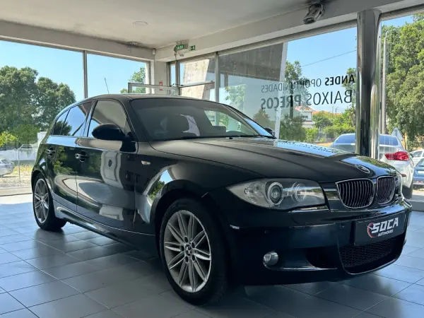 BMW 118 d Pack M 4