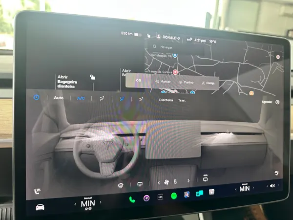 Tesla Model 3 Standard Range Plus RWD 18