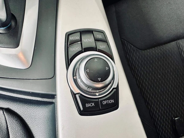 BMW 320 d Touring EfficientDynamics Line Sport Auto 19