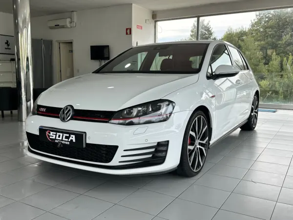 Volkswagen Golf 2.0 TSI GTI DSG 3