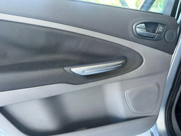 Ford S-Max 1.8 TDCi Titanium 7L 17