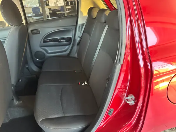 Mitsubishi Space Star 1.2 Intense Connect Edition 19