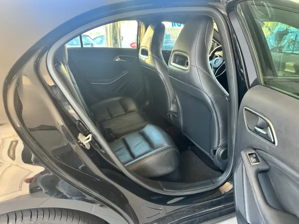 Mercedes-Benz A 180 1.8 CDI 7G-DCT 27