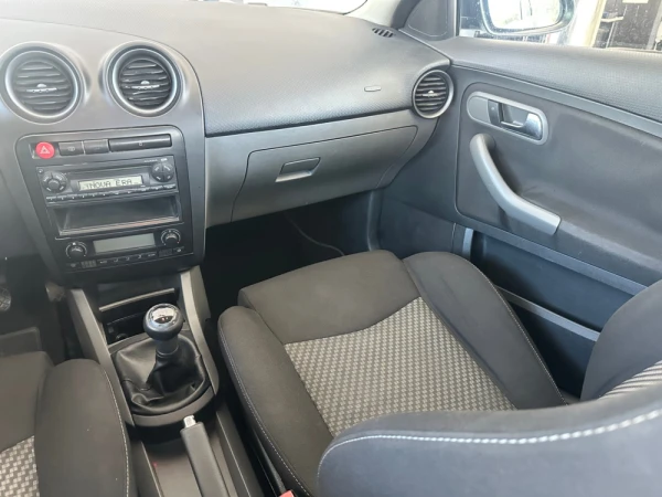 SEAT Ibiza 1.4 TDi Ecomotive DPF 17
