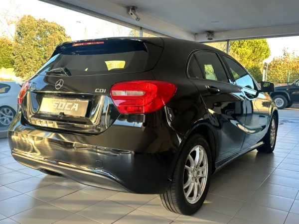 Mercedes-Benz A 180 1.8 CDI 7G-DCT 5