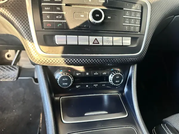 Mercedes-Benz A 180 d Urban Aut. 19