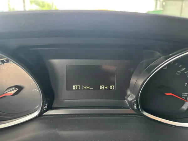 Peugeot 308 SW 1.5 BlueHDi Style 10