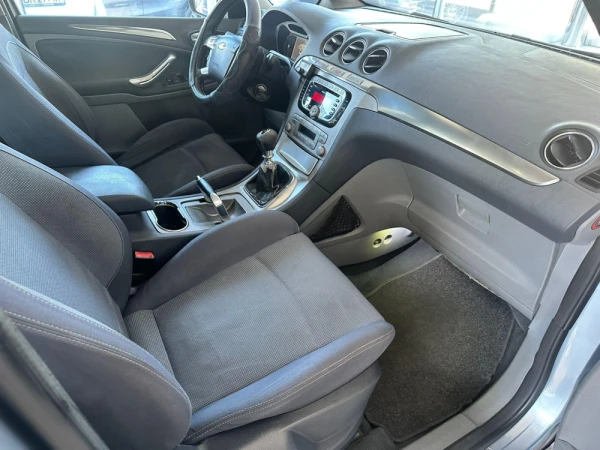 Ford S-Max 1.8 TDCi Titanium 7L 12