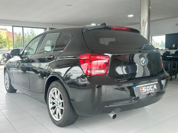 BMW 114 d Line Sport 7