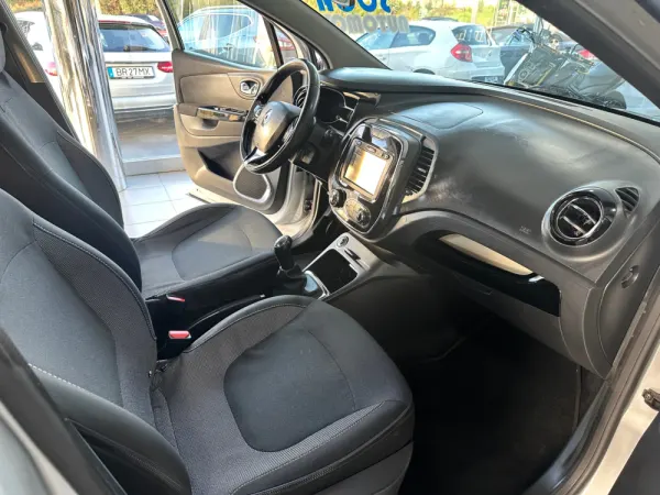 Renault Captur 1.5 dCi Exclusive 17