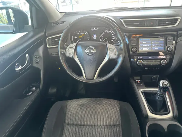 Nissan Qashqai 1.5 dCi Tekna Premium 25