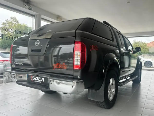 Nissan Navara 2.5 dCi CD 3.5T SE+BDT 4
