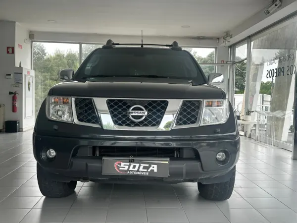 Nissan Navara 2.5 dCi CD 3.5T SE+BDT 2