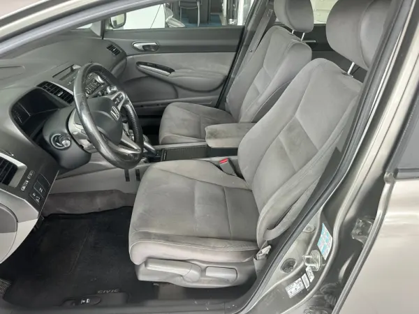 Honda Civic 1.3 Gasolina/Hybrido Nacional 8