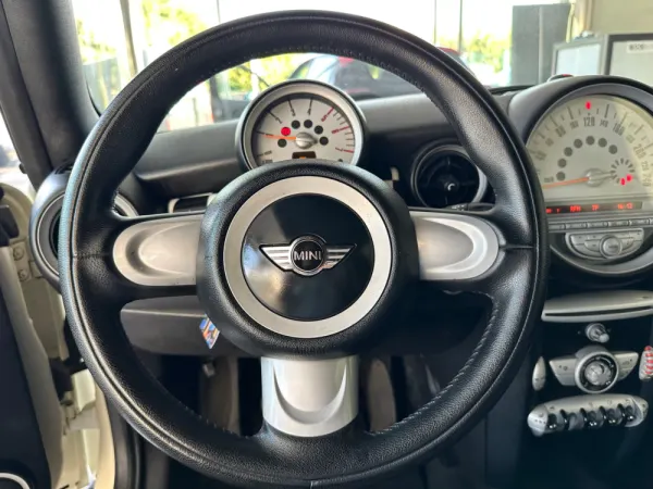 MINI 3 Portas Cooper D 11