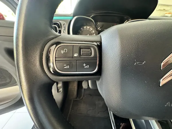 Citroën C3 Pure Tech 11