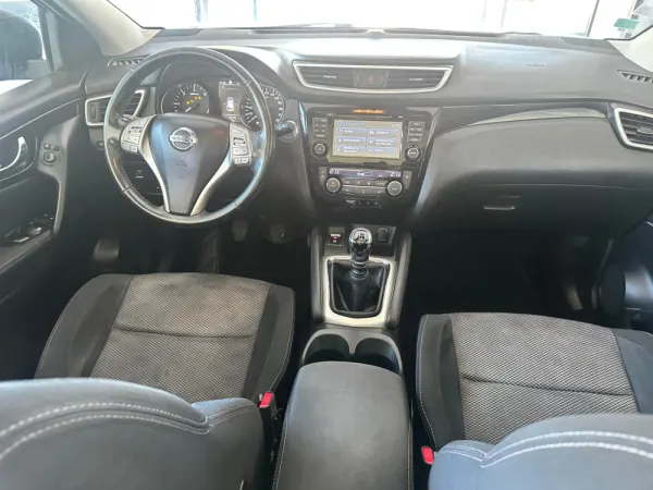 Nissan Qashqai 1.5 dCi Tekna Premium 24