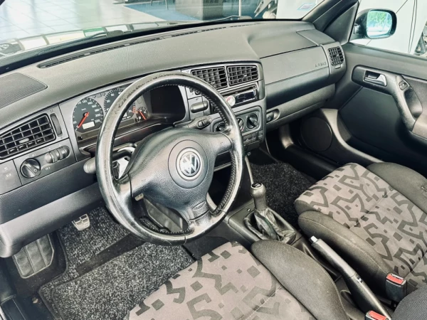 Volkswagen Golf Cabriolet 16