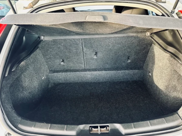 Volvo V40 21