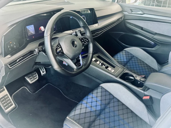 Volkswagen Golf 13