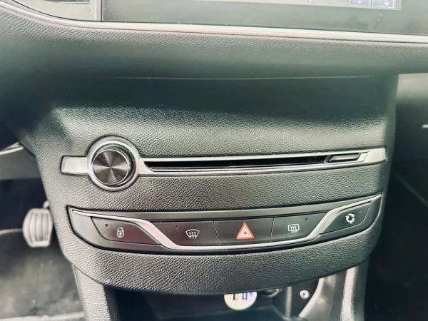 Peugeot 308 14