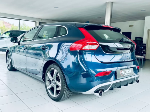 Volvo V40 5