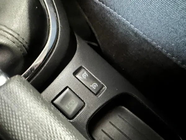 Renault Captur 1.5 dCi Exclusive 16