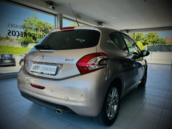 Peugeot 208 1.6 Vti 16V Allure 6