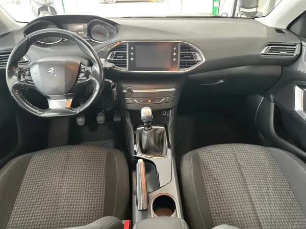 Peugeot 308 SW 1.5 BlueHDi Style 24