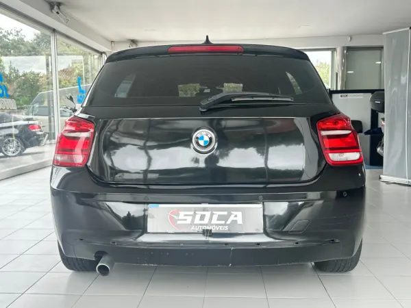 BMW 114 d Line Sport 6