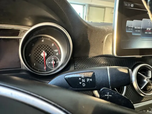 Mercedes-Benz A 180 d Urban Aut. 11