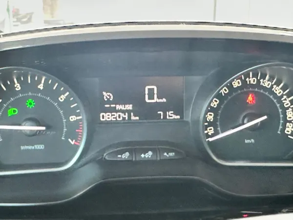 Peugeot 208 1.2 PureTech Style 13