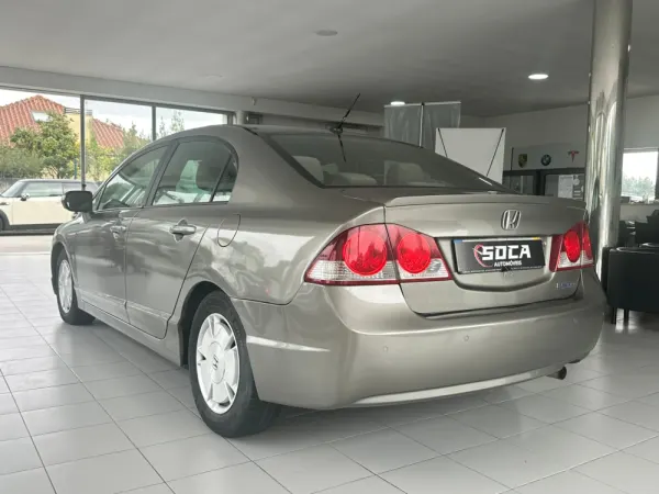 Honda Civic 1.3 Gasolina/Hybrido Nacional 5
