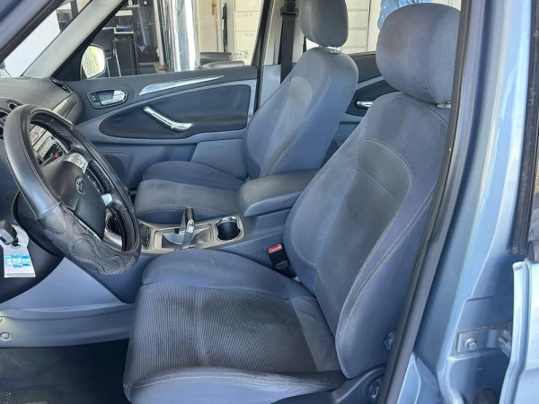 Ford S-Max 1.8 TDCi Titanium 7L 8