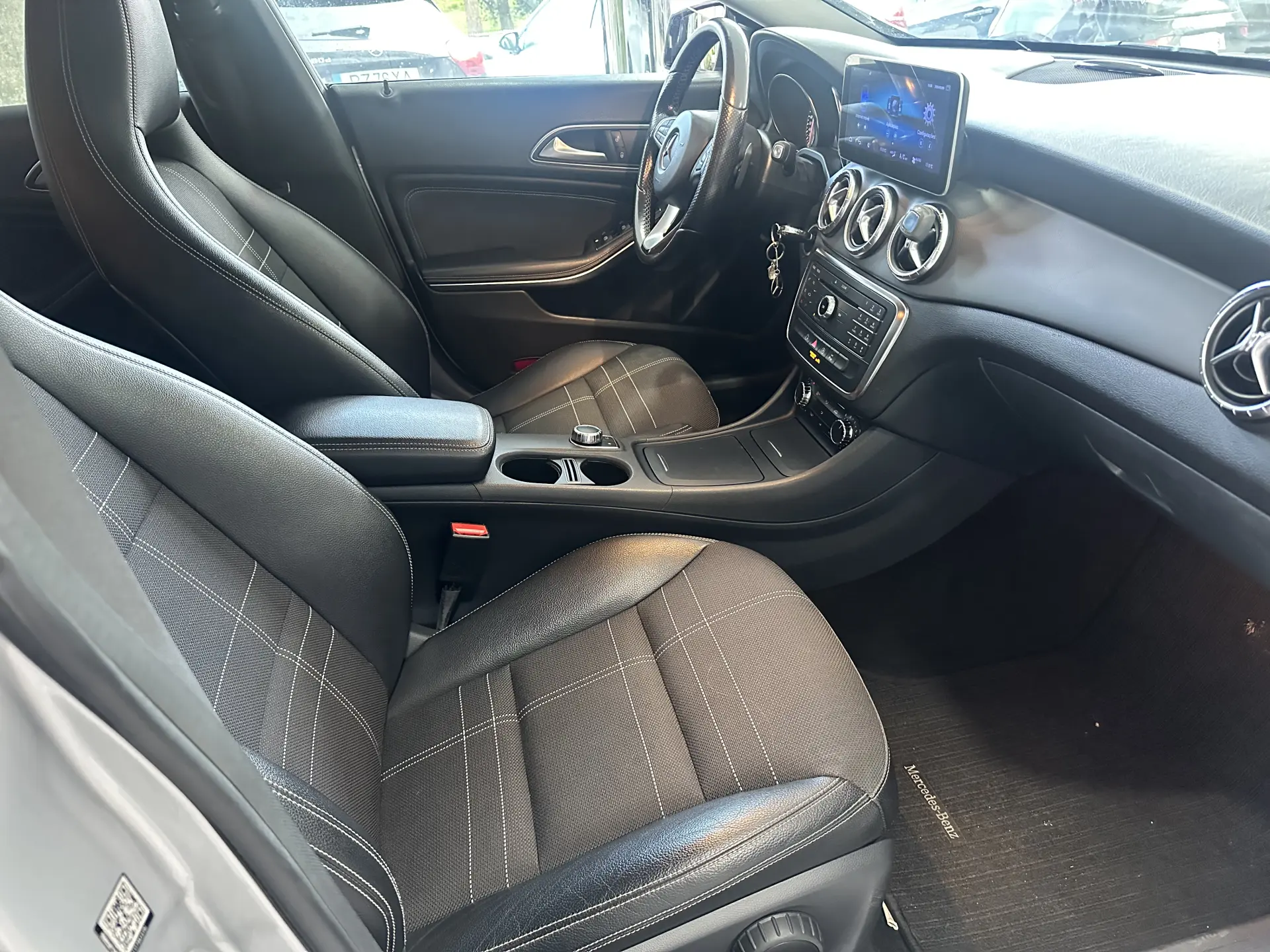 Mercedes-Benz CLA 200 d Shooting Brake Aut. 12