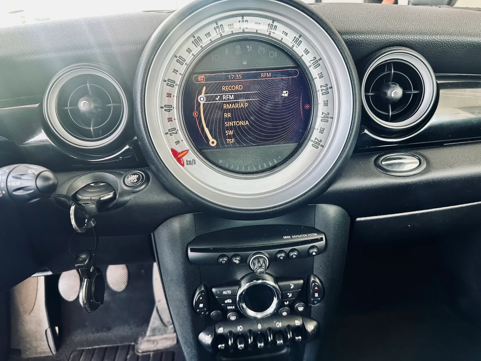 MINI 3 Portas Cooper 12