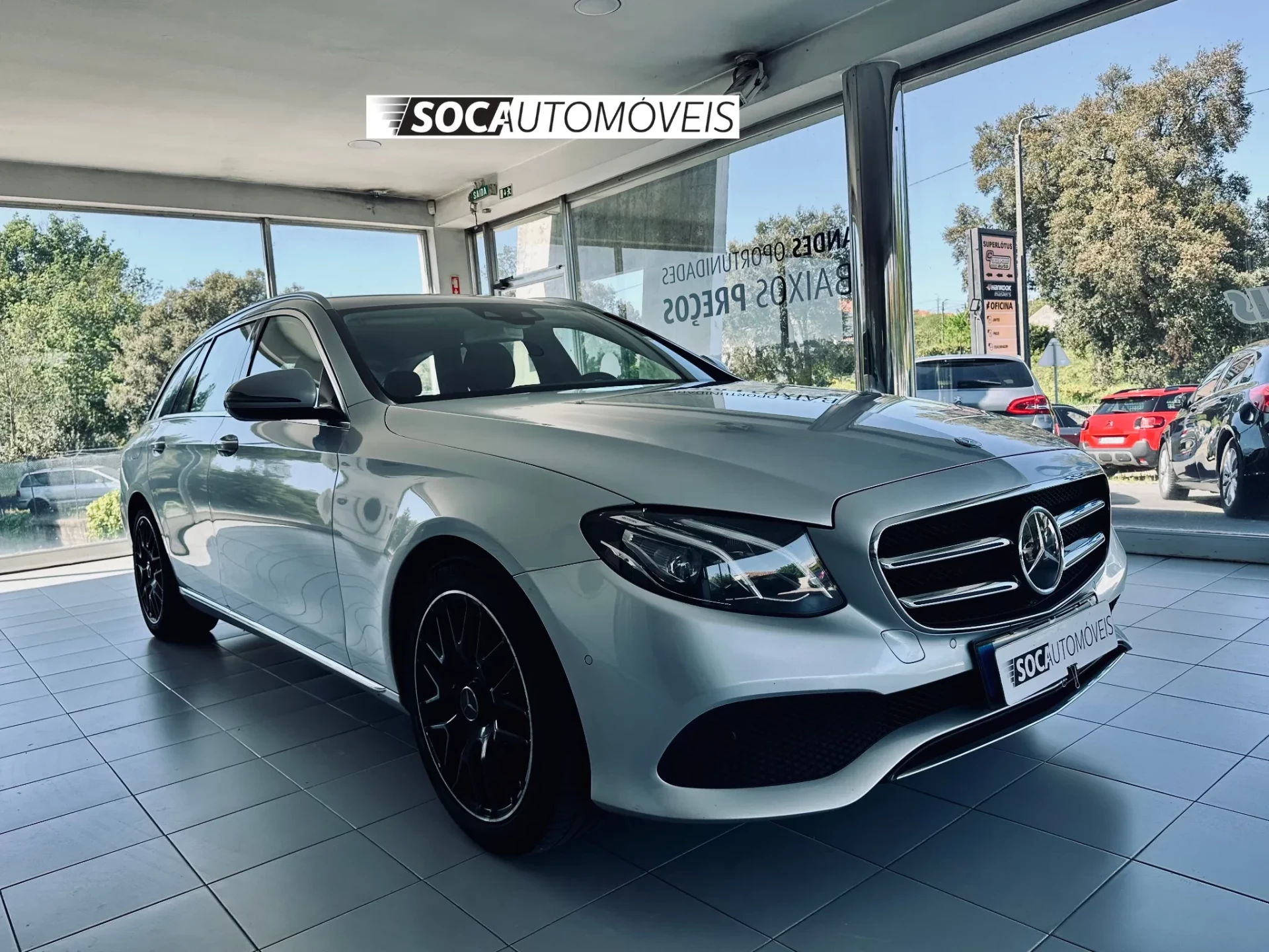Mercedes-Benz E 220 4