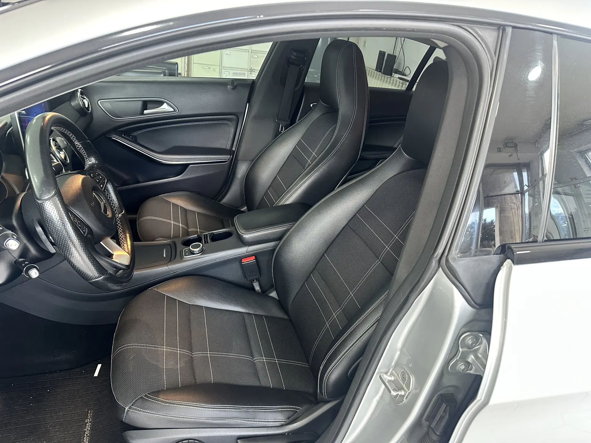 Mercedes-Benz CLA 200 d Shooting Brake Aut. 11