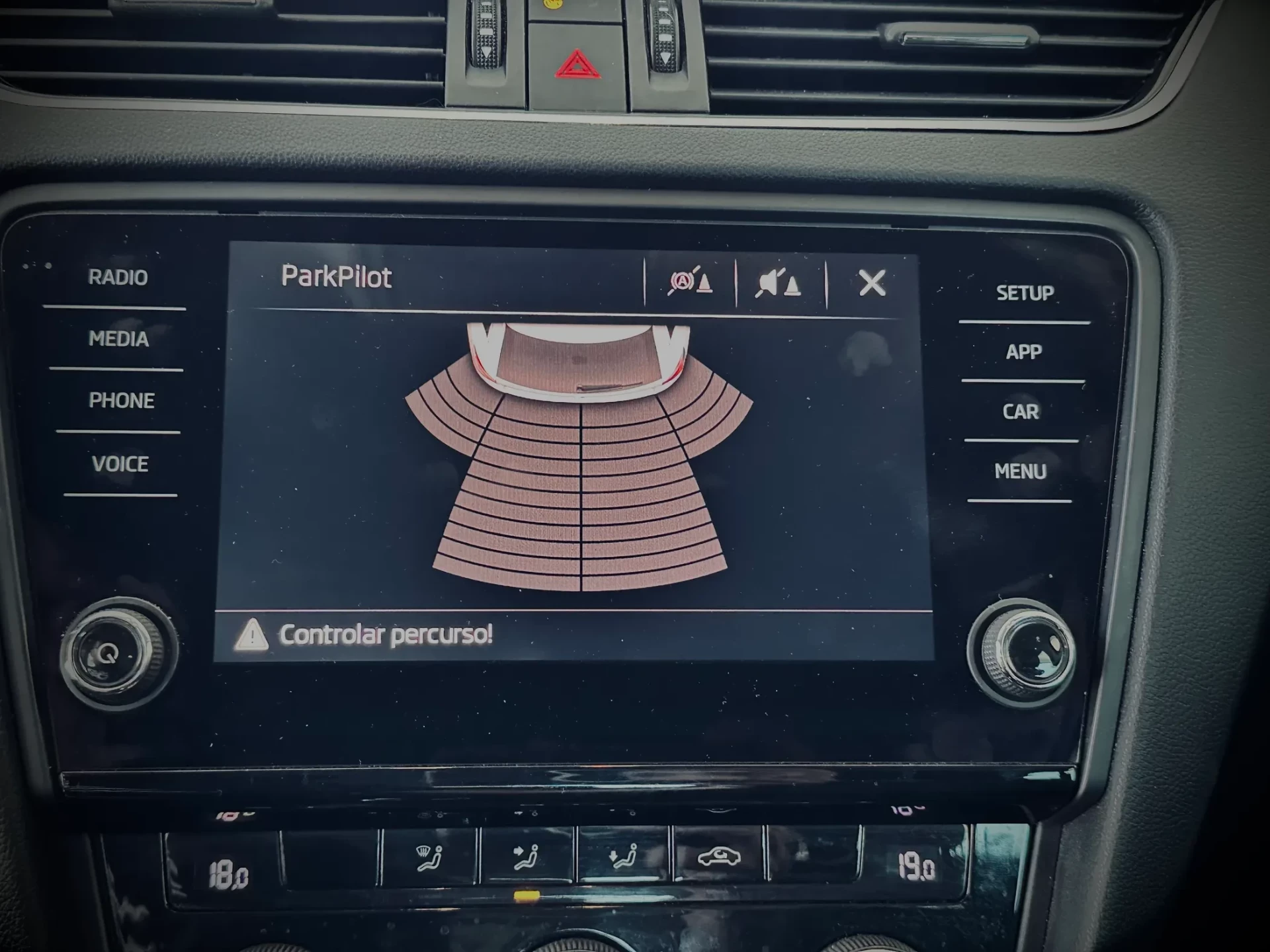 Skoda Octavia 2.0 TDI Elegance 13