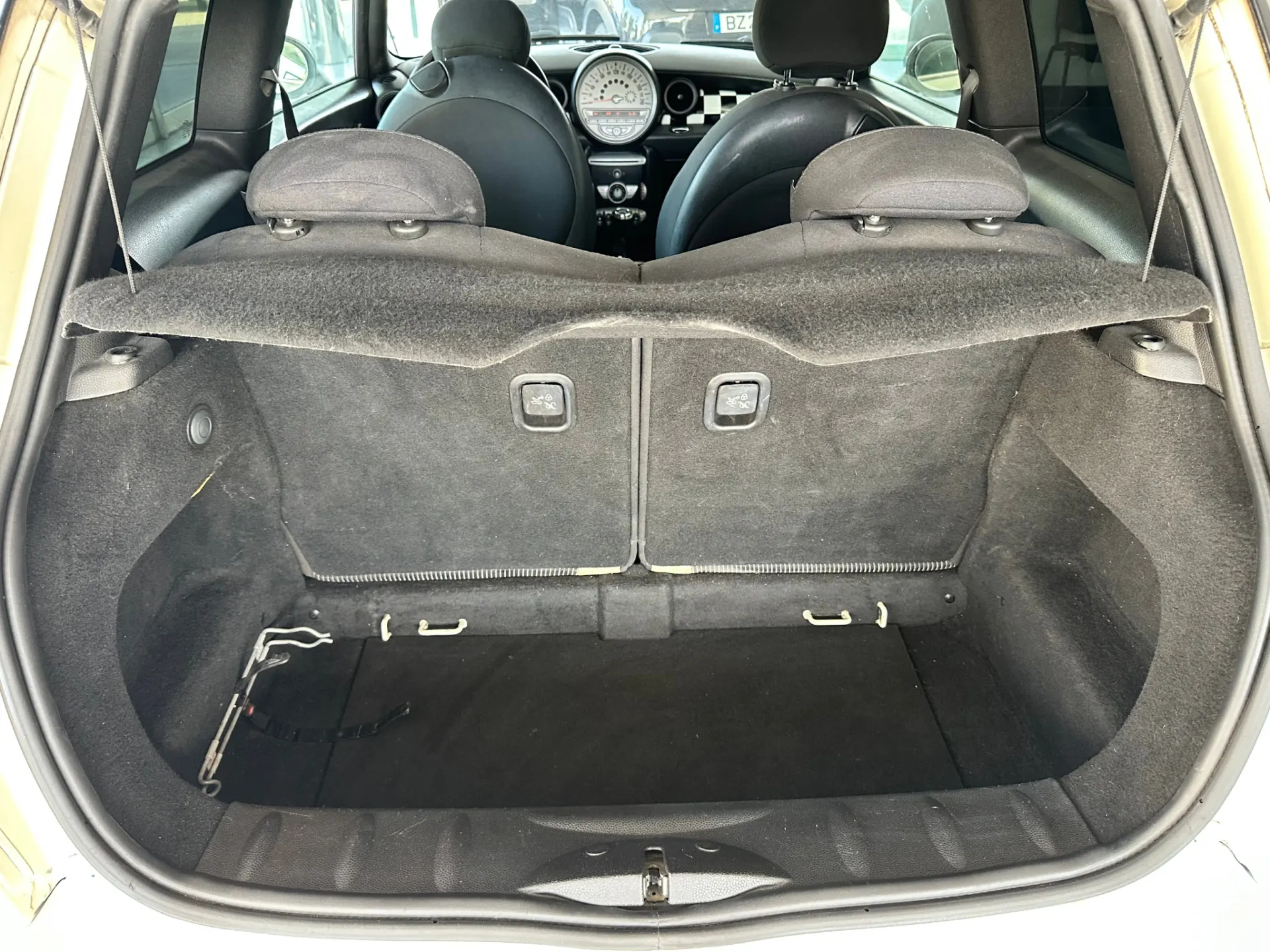 MINI 3 Portas Cooper D 19