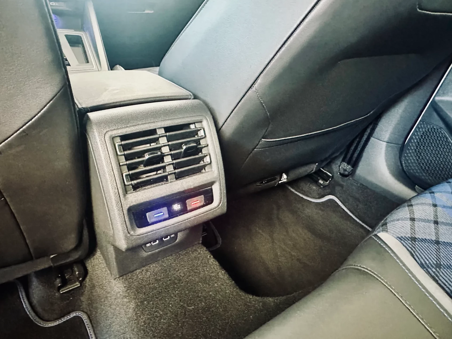 Volkswagen Golf 27