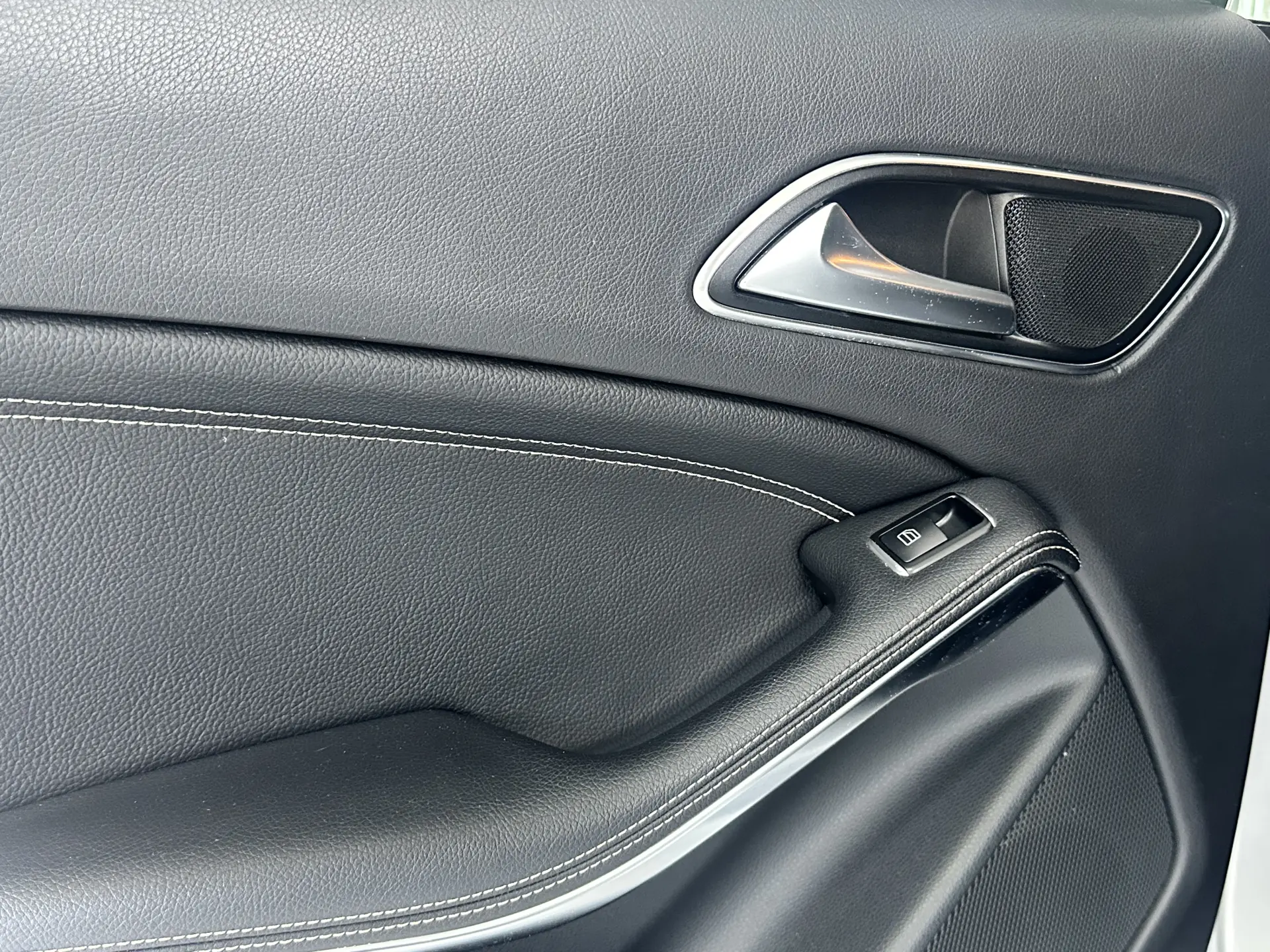 Mercedes-Benz CLA 200 d Shooting Brake Aut. 30