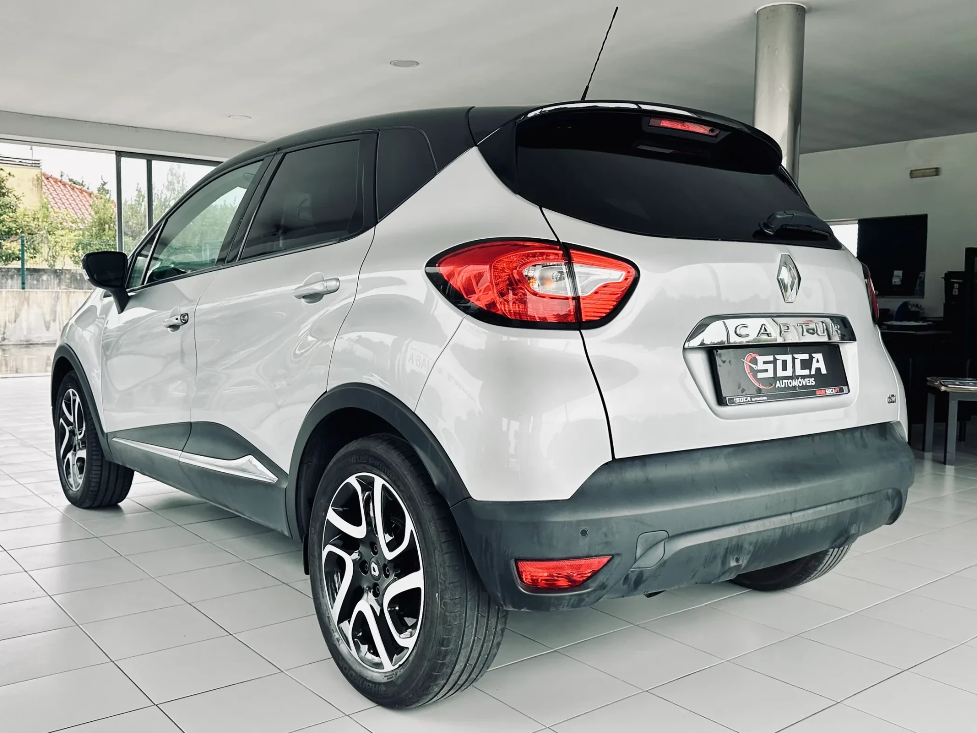 Renault Captur 5