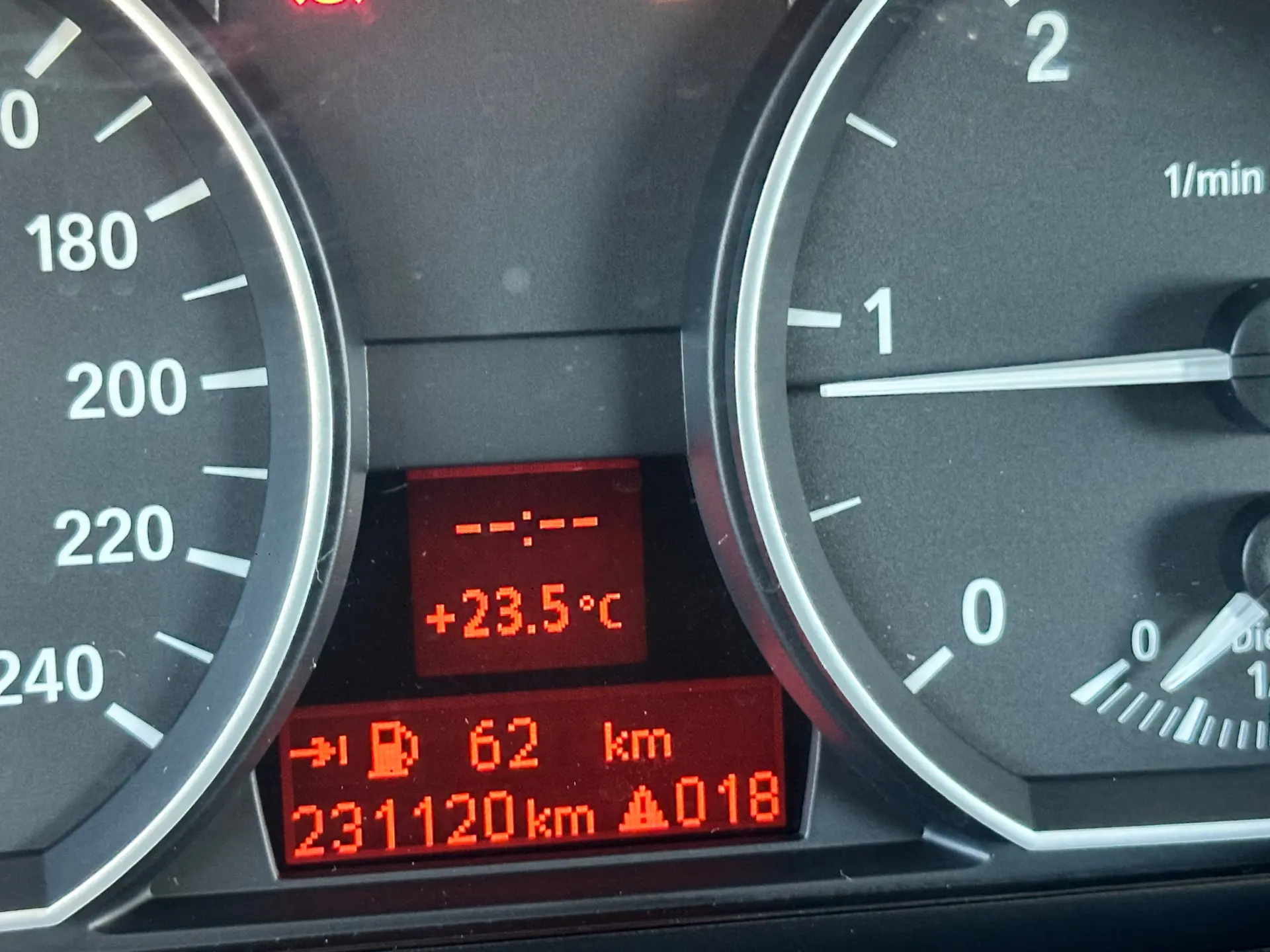 BMW 118 12