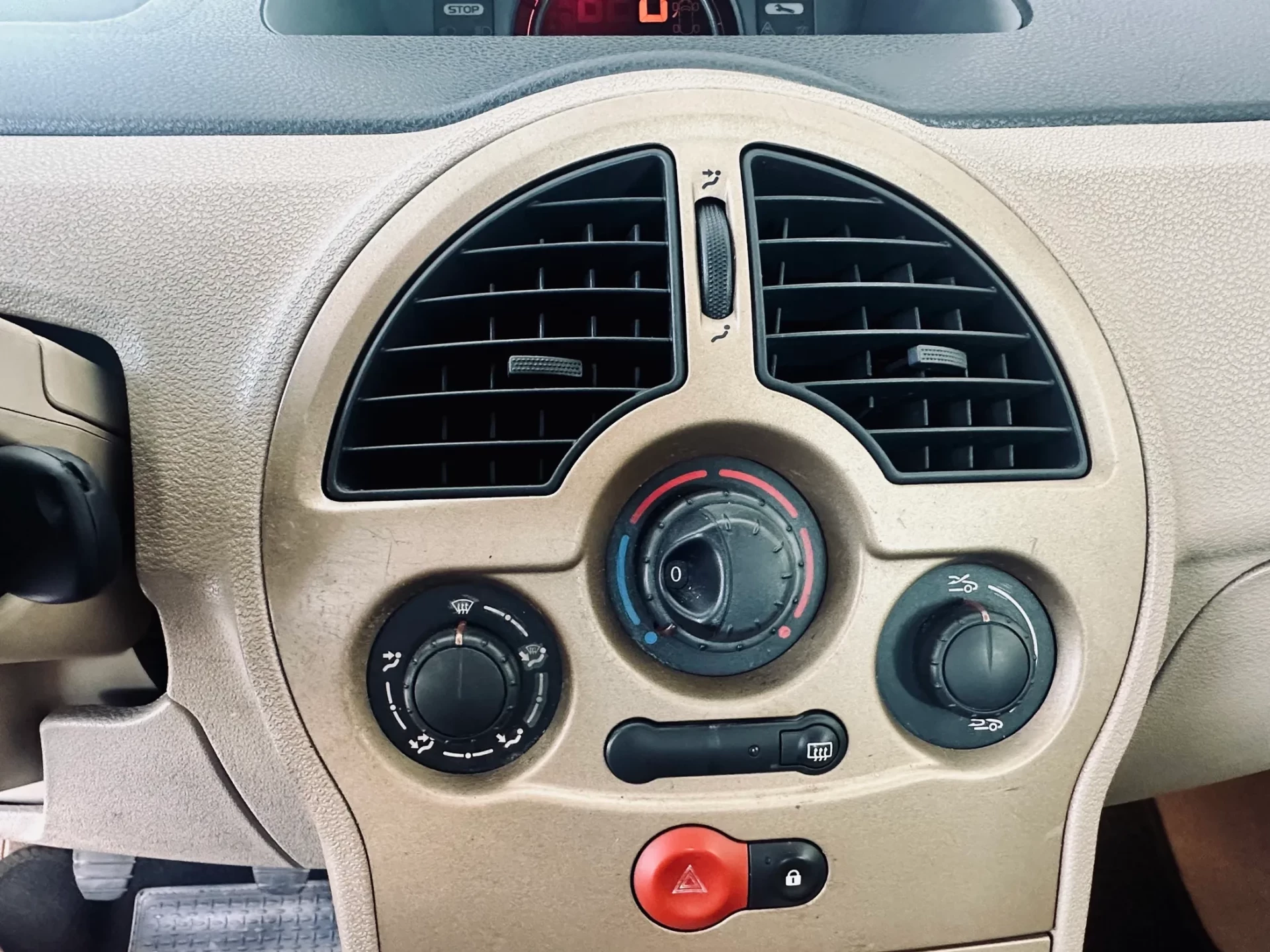 Renault Grand Modus 12