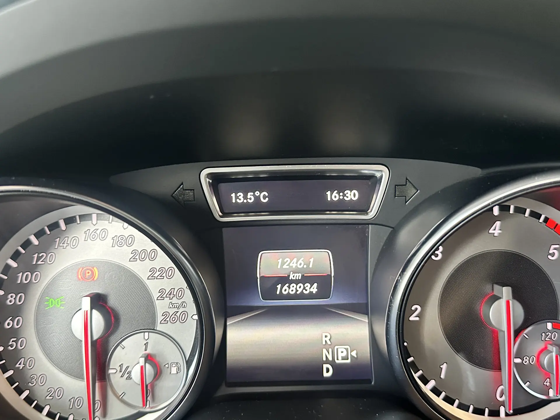 Mercedes-Benz CLA 200 d Shooting Brake Aut. 13