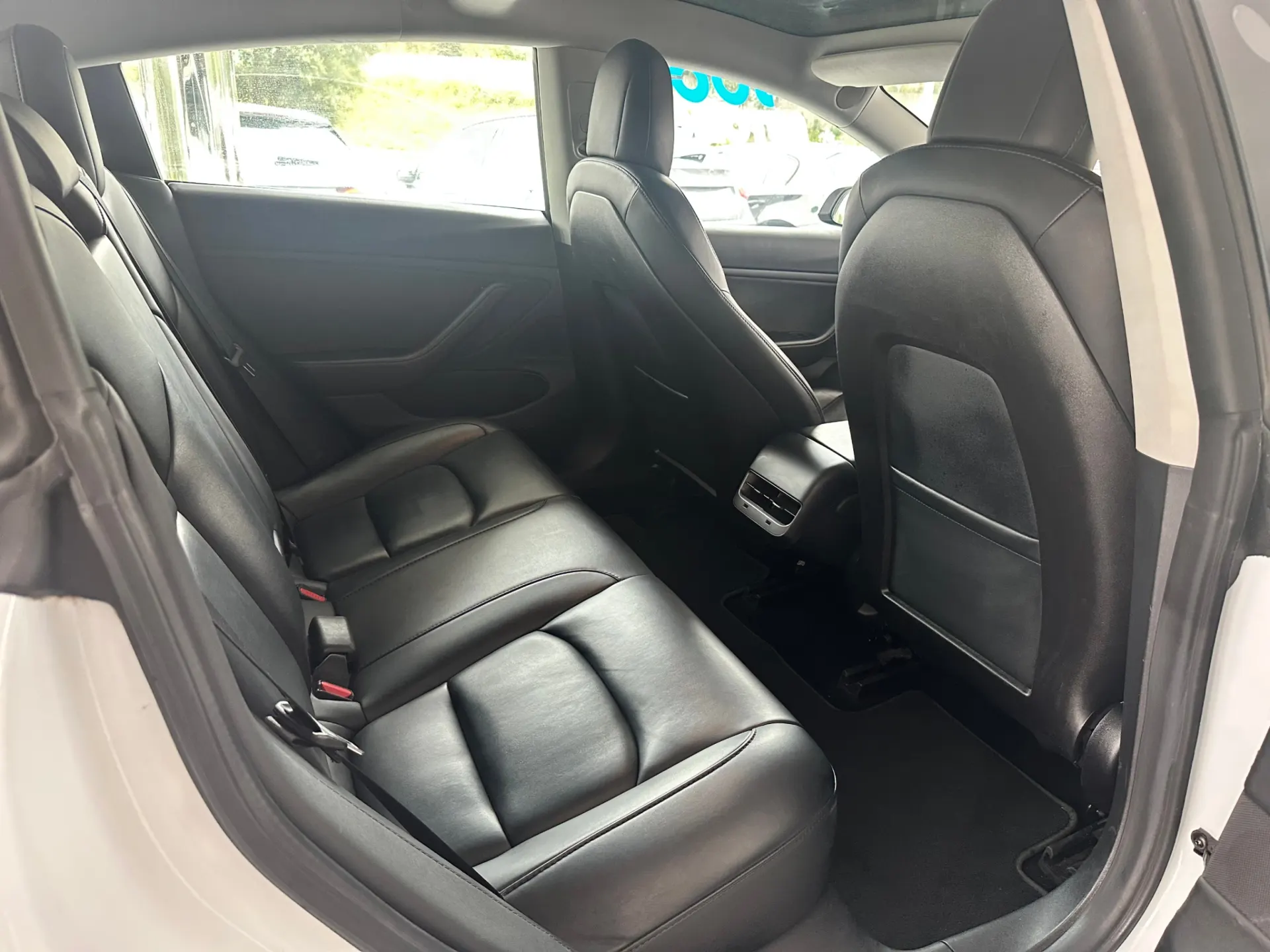 Tesla Model 3 Standard Range Plus RWD 25